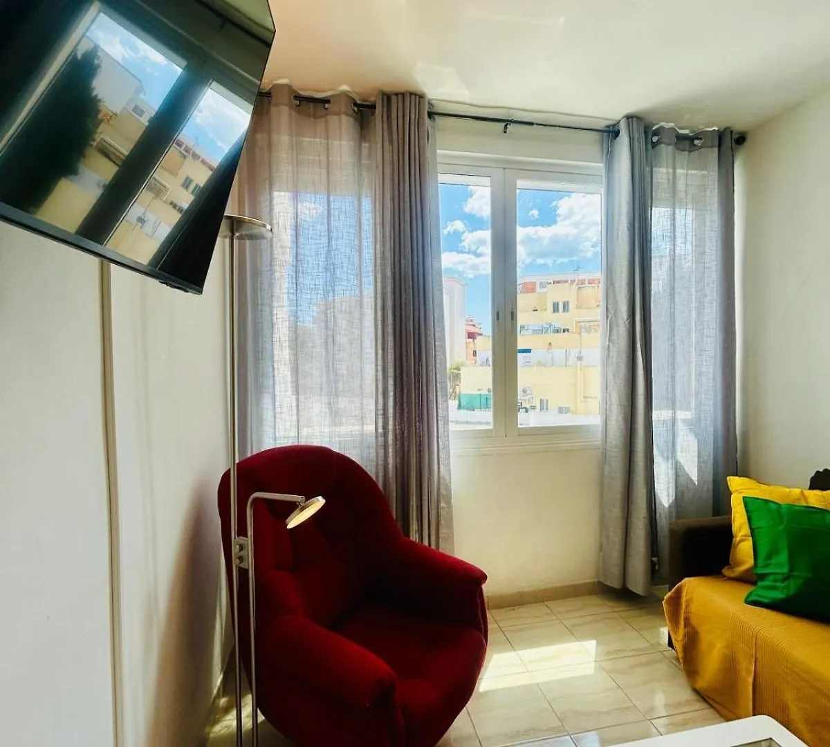Centro Nogalera Apartamento 토레몰리노스 0*,