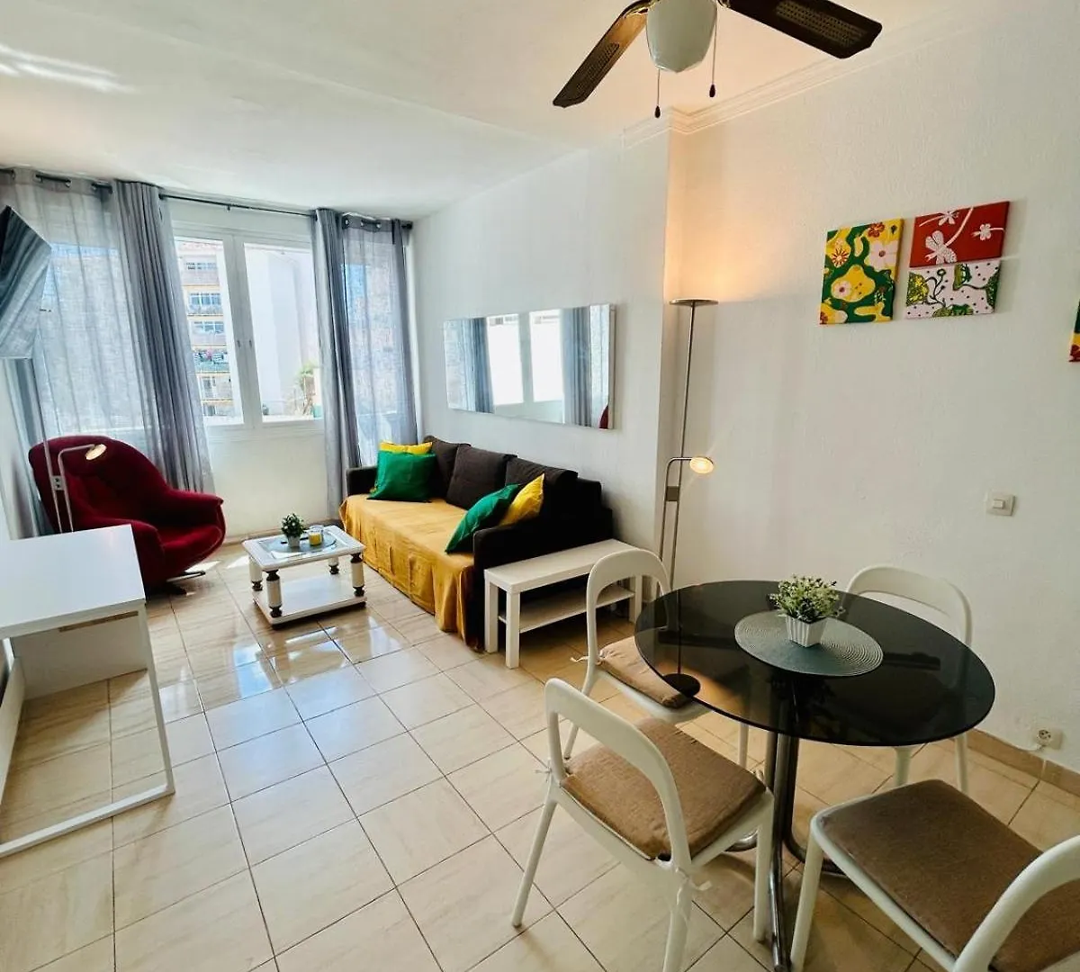 Centro Nogalera Apartamento 토레몰리노스