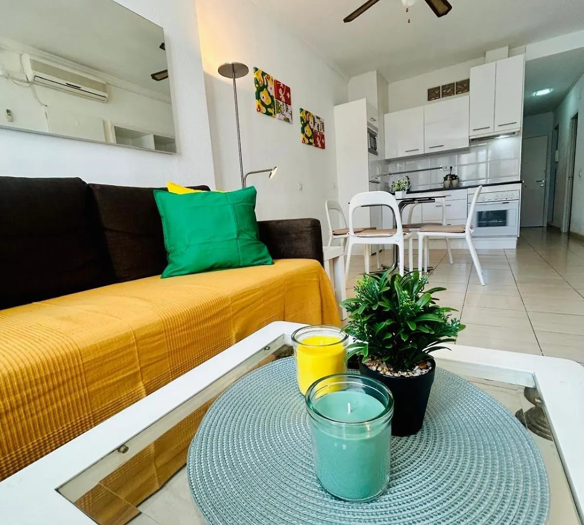 아파트 Centro Nogalera Apartamento 토레몰리노스 스페인