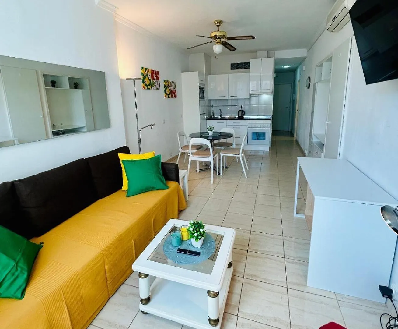 Centro Nogalera Apartamento 토레몰리노스